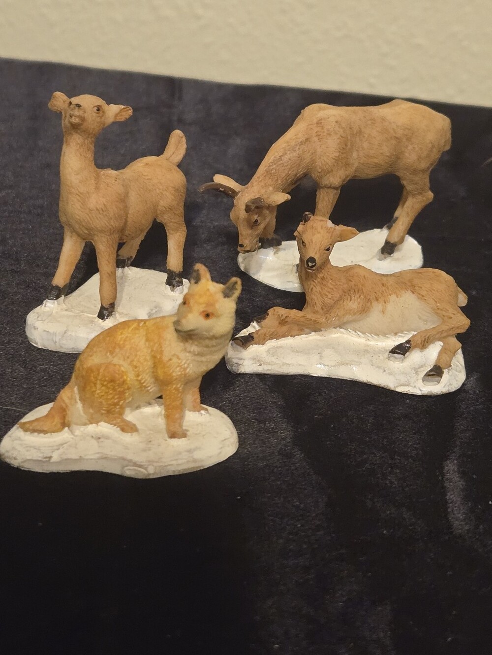 Lemax 3 Deer And Fox Figurines